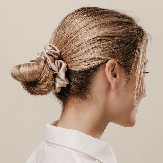Goya 52530 - Scrunchie in satin con etichetta tessile COMBIN