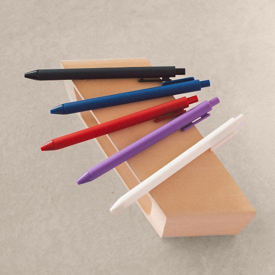 Goya 53569 - Penna in ABS con Finitura Gommata e Inchiostro Blu KATOA