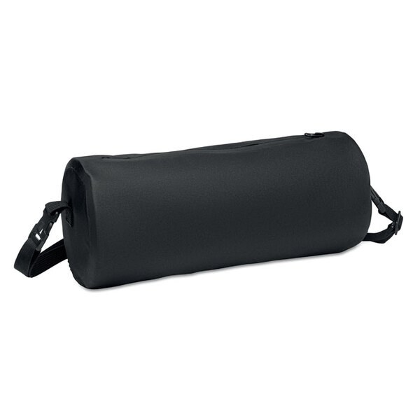 BRENNA TUBE Borsa sportiva in 300D RPET - GiftRetail MO2758
